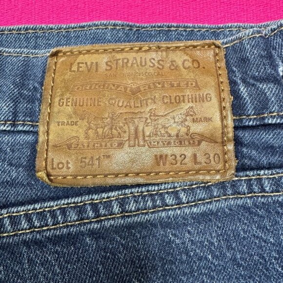 Levi's 541 Premium Jeans Men 32x30 (Fit 32x28) Blue Athletic Taper Fit Stretch - Picture 5 of 10